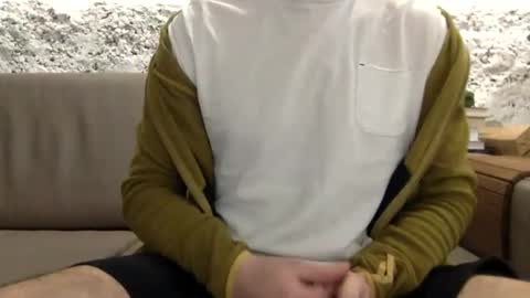 Snapshot of xyandr1 chatting on March 1, 2026, 1:35 pm xyandr1 online show from March 1, 2026, 1:35 pm