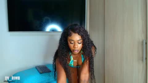 Jessi  online show from June 5, 2026, 6:52 am