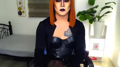 QueenMarina online show from May 21, 2026, 9:55 pm