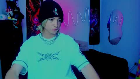 Snapshot of xzerox_ chatting on September 9, 2025, 1:49 am xzerox_ online show from September 9, 2025, 1:49 am