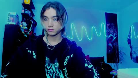 Snapshot of xzerox_ chatting on September 21, 2025, 2:13 am xzerox_ online show from September 21, 2025, 2:13 am