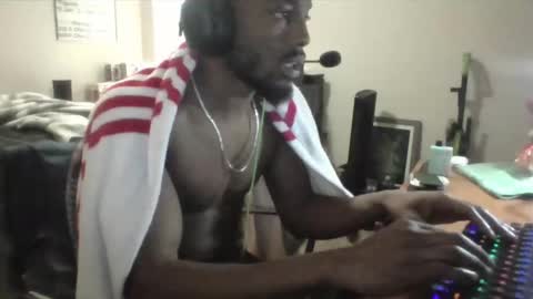 Snapshot of y_sticky chatting on March 6, 2025, 10:36 pm y_sticky online show from March 6, 2025, 10:36 pm