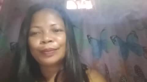 yadly143 online show from June 3, 2026, 9:42 pm