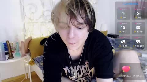 Snapshot of yakhont chatting on February 25, 2025, 5:15 pm Yanar online show from February 25, 2025, 5:15 pm