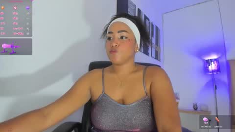 Snapshot of yamirawalker chatting on October 18, 2025, 8:31 pm Naomi online show from October 18, 2025, 8:31 pm