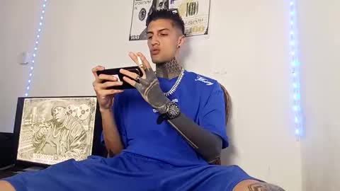 Snapshot of yanfranko420 chatting on February 19, 2026, 6:42 am Yan online show from February 19, 2026, 6:42 am