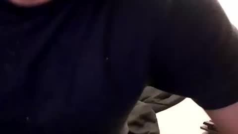 Snapshot of yangolox3 chatting on November 6, 2025, 9:15 pm yangolox3 online show from November 6, 2025, 9:15 pm