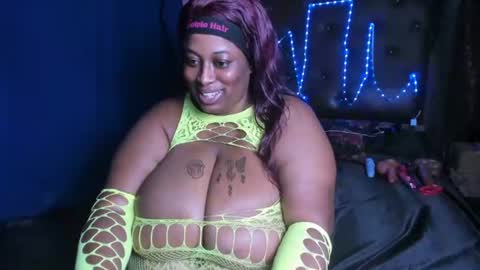 Snapshot of yani_69 chatting on June 12, 2026, 4:00 am yani 69 online show from June 12, 2026, 4:00 am