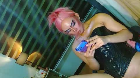 miss yasii online show from June 5, 2026, 3:51 pm