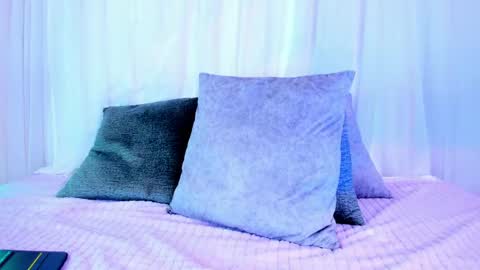 Snapshot of yasiir_0229 chatting on October 3, 2025, 6:10 am Yasiir online show from October 3, 2025, 6:10 am