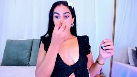 Snapshot of yasiir_0229 chatting on October 8, 2025, 5:38 am Yasiir online show from October 8, 2025, 5:38 am