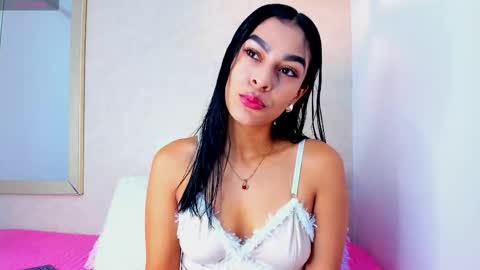 Snapshot of yasiir_0229 chatting on November 1, 2025, 4:25 am Yasiir online show from November 1, 2025, 4:25 am