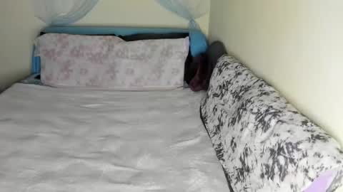 Snapshot of yasminayazzie chatting on June 12, 2026, 1:48 am Yasmina online show from June 12, 2026, 1:48 am