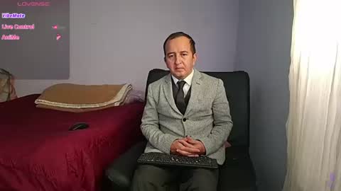 Snapshot of yazflor chatting on June 25, 2026, 2:10 pm Hazzan y Greisy online show from June 25, 2026, 2:10 pm