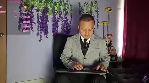 Snapshot of yazflor chatting on July 10, 2026, 2:30 pm Hazzan y Greisy online show from July 10, 2026, 2:30 pm