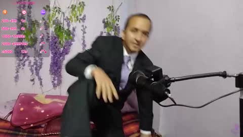 Hazzan online show from September 25, 2025, 2:21 pm