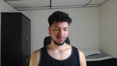 yeff online show from November 4, 2025, 12:32 am