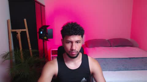 Snapshot of yeff_stone chatting on February 15, 2026, 1:13 am yeff online show from February 15, 2026, 1:13 am