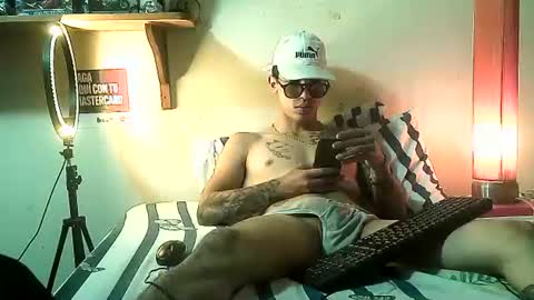 yeisoncastellanos1999 online show from July 10, 2026, 12:37 am