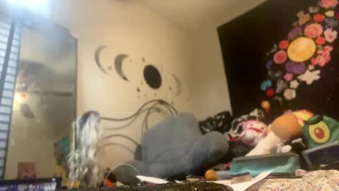 Snapshot of yelladaniella chatting on February 2, 2025, 4:05 am Ella Ts online show from February 2, 2025, 4:05 am