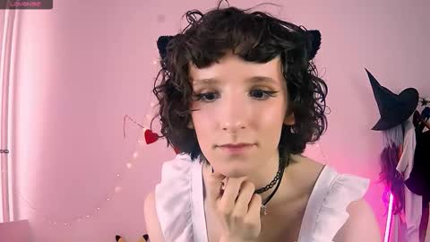 Snapshot of yellow_songbird chatting on March 14, 2026, 11:15 am Liya online show from March 14, 2026, 11:15 am