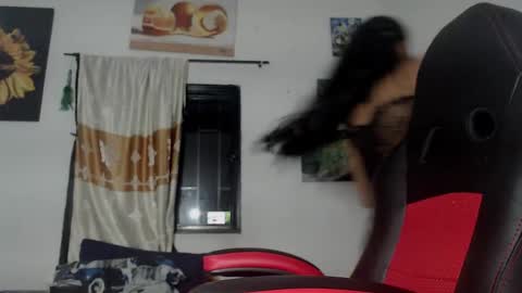 Snapshot of yemaya_28 chatting on October 25, 2025, 6:21 am Yemaya 28 online show from October 25, 2025, 6:21 am