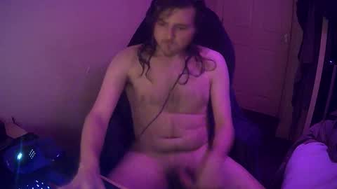 Snapshot of yeovil_alex chatting on December 19, 2025, 2:07 am Alex online show from December 19, 2025, 2:07 am