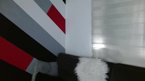 Snapshot of yera_carey chatting on October 12, 2025, 11:53 am Yera online show from October 12, 2025, 11:53 am