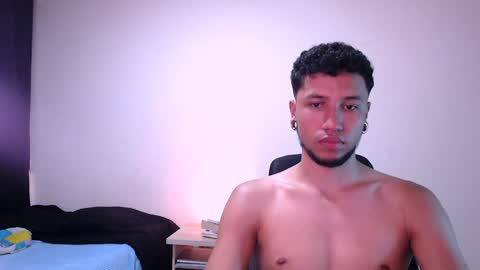 Snapshot of yerfon_s1 chatting on February 5, 2025, 1:58 am Yeff ind. model online show from February 5, 2025, 1:58 am