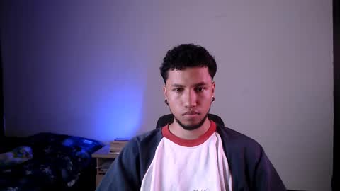 Snapshot of yerfon_s1 chatting on March 5, 2025, 12:59 am Yeff ind. model online show from March 5, 2025, 12:59 am