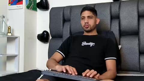 Snapshot of yerk_drom chatting on September 11, 2025, 6:30 pm yerk_drom online show from September 11, 2025, 6:30 pm