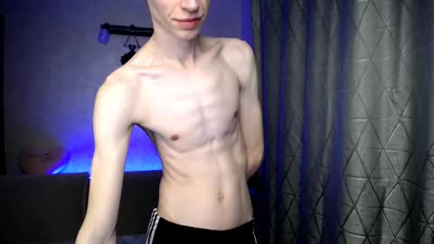 Snapshot of yes_cute_boy_ chatting on March 2, 2025, 1:04 am Eden online show from March 2, 2025, 1:04 am