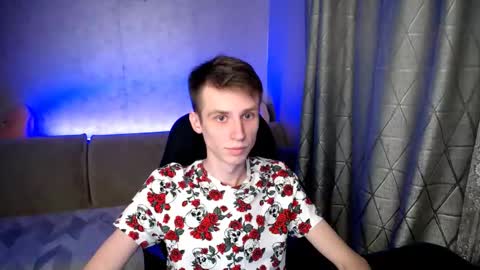 Snapshot of yes_cute_boy_ chatting on March 7, 2025, 10:54 pm Eden online show from March 7, 2025, 10:54 pm