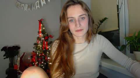 Snapshot of yes_to_heaven chatting on December 27, 2024, 9:54 pm Zoe online show from December 27, 2024, 9:54 pm