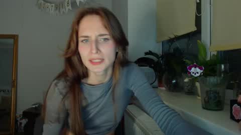 Snapshot of yes_to_heaven chatting on February 28, 2025, 9:23 pm Zoe online show from February 28, 2025, 9:23 pm