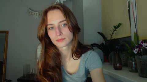 Snapshot of yes_to_heaven chatting on March 5, 2025, 9:37 pm Zoe online show from March 5, 2025, 9:37 pm