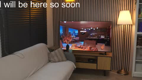 yesdiana online show from November 30, 2025, 9:13 am