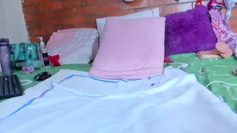 Snapshot of yesicasquirt65 chatting on February 14, 2026, 12:57 pm yesicasquirt65 online show from February 14, 2026, 12:57 pm