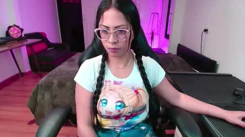 Snapshot of yesie_hot2 chatting on October 28, 2025, 2:15 am yesie_hot2 online show from October 28, 2025, 2:15 am