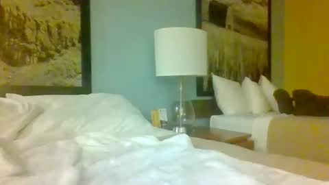 Snapshot of yesinchris7 chatting on November 7, 2025, 9:31 am yesinchris7 online show from November 7, 2025, 9:31 am