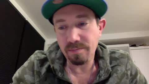 Snapshot of yesplesae chatting on January 19, 2025, 11:56 am yesplesae online show from January 19, 2025, 11:56 am