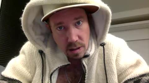 Snapshot of yesplesae chatting on February 3, 2025, 8:24 am yesplesae online show from February 3, 2025, 8:24 am