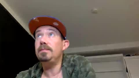 Snapshot of yesplesae chatting on March 12, 2025, 5:57 am yesplesae online show from March 12, 2025, 5:57 am