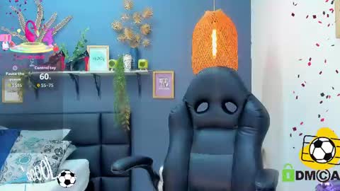 Snapshot of yessika_parker chatting on June 18, 2026, 9:14 am yessika_parker online show from June 18, 2026, 9:14 am