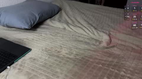 yexes online show from October 11, 2025, 3:39 am