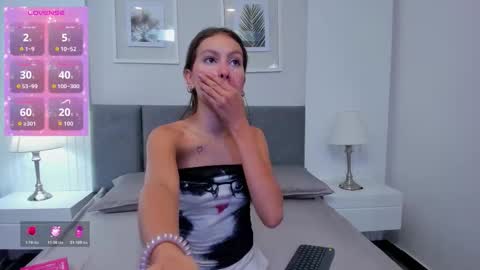 Yeye online show from March 21, 2026, 11:26 am