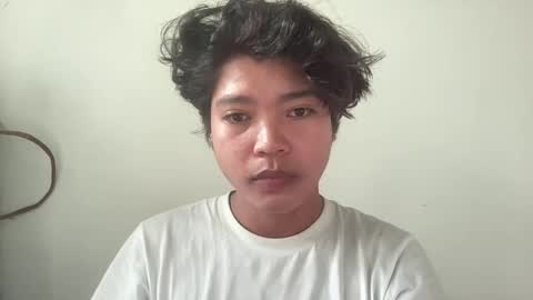 Snapshot of yie1995 chatting on April 15, 2026, 11:27 pm Rafaela09 online show from April 15, 2026, 11:27 pm