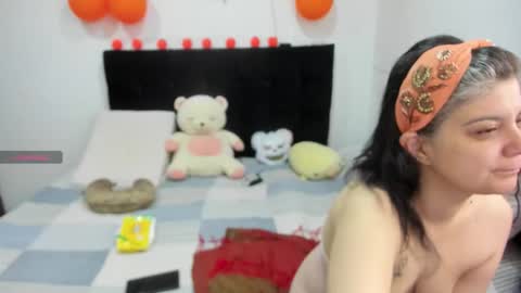 Snapshot of yinyyanghot chatting on October 30, 2025, 10:27 am yinyyanghot online show from October 30, 2025, 10:27 am