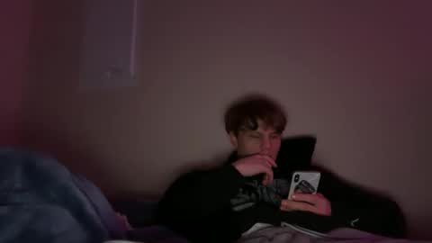 yktws online show from May 13, 2026, 4:21 am