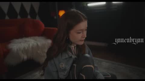 ynnenbrynn online show from March 4, 2026, 7:03 am